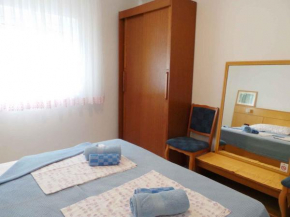 Apartments in Banjol/Insel Rab 16070